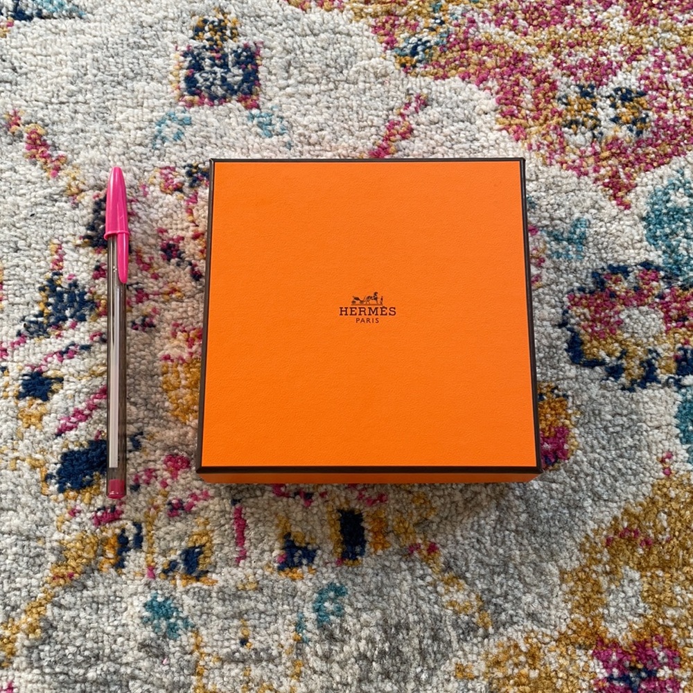 Hermès box- perfect condition